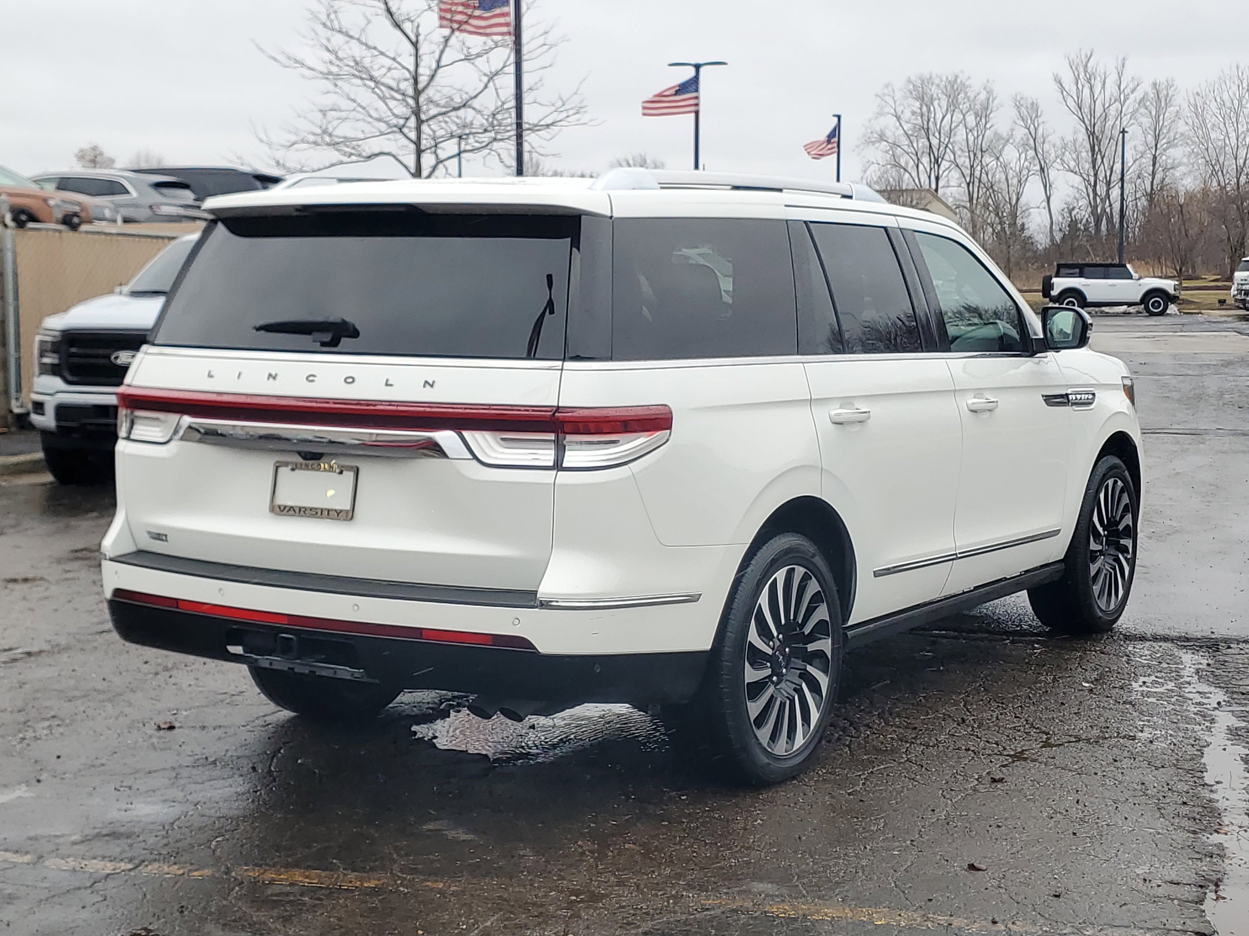 Certified 2023 Lincoln Navigator Black Label AWD/4WD image 6