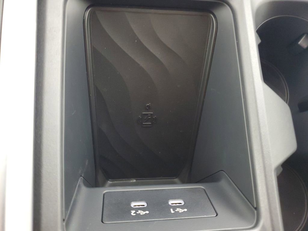 New 2026 Nissan Armada SL w/ Captain's Chari Seat Package image 20