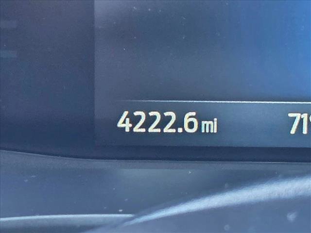 Used 2025 Ford Escape ST-Line image 11