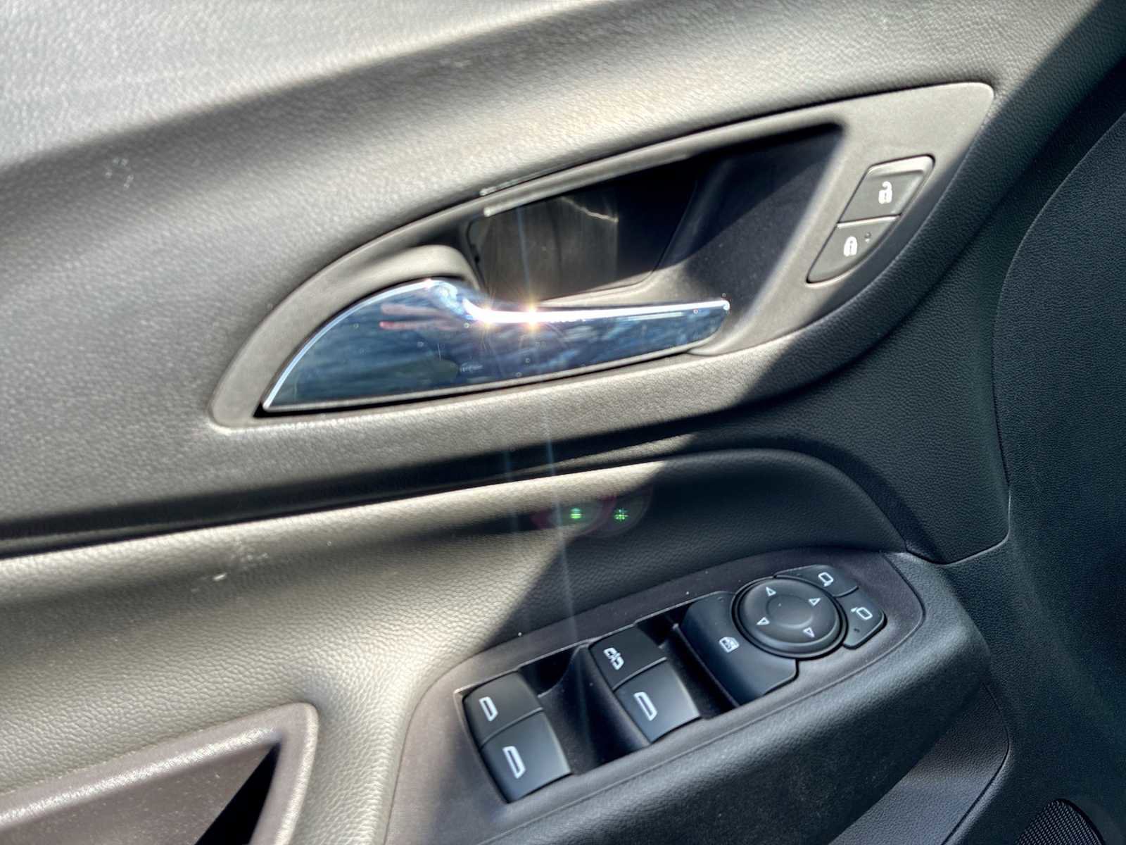 Certified 2020 Chevrolet Equinox LT image 22