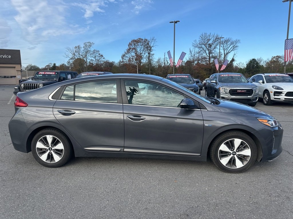 Used 2019 Hyundai Ioniq Limited image 2