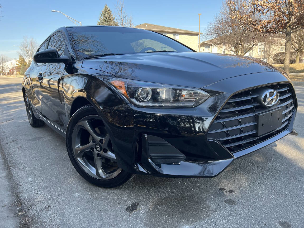 Used 2020 Hyundai Veloster 2.0 image 1