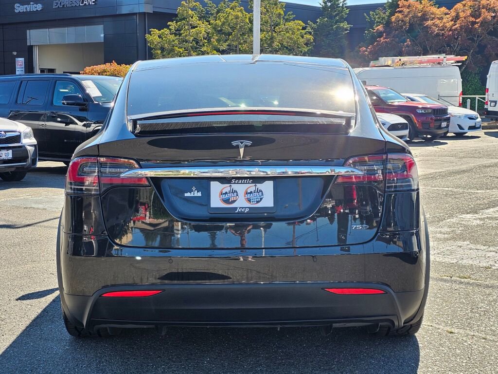 Used 2017 Tesla Model X 100D image 6