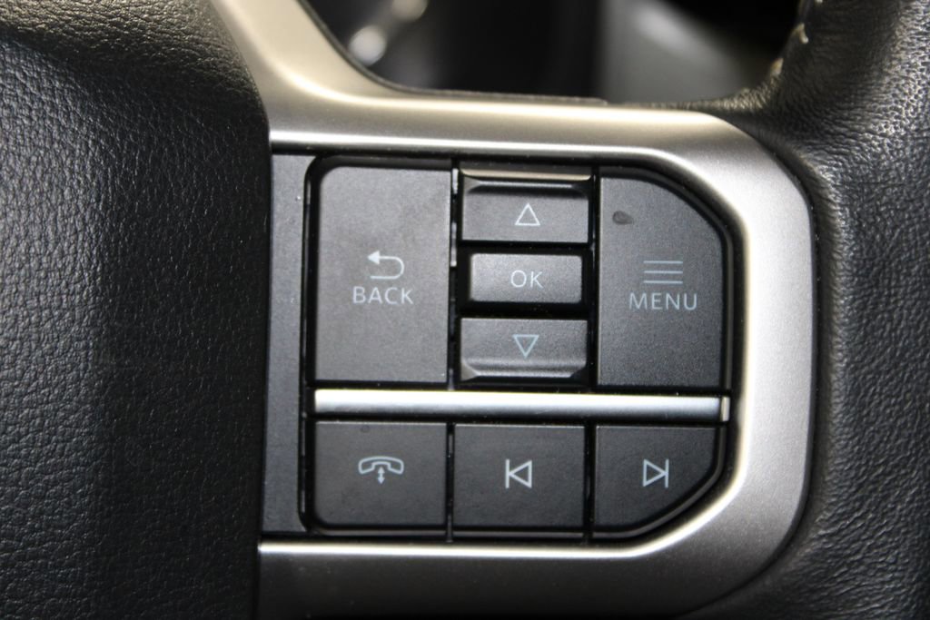 Used 2024 Ford Expedition Max XLT image 24