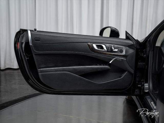 Used 2015 Mercedes-Benz SL 550 image 23
