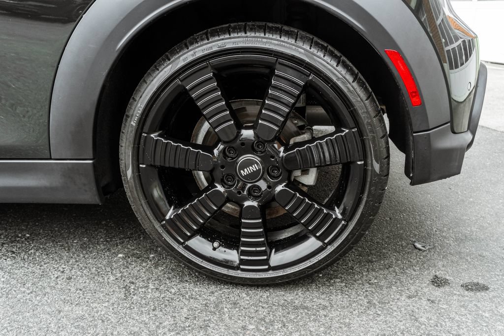 Used 2023 MINI Cooper S w/ MINI Resolute Edition FWD image 28