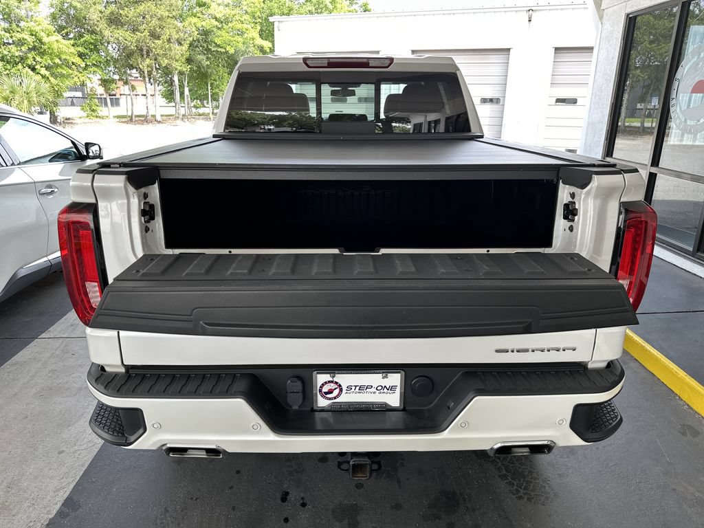 Used 2022 GMC Sierra 1500 Denali w/ Denali Premium Package AWD/4WD image 32
