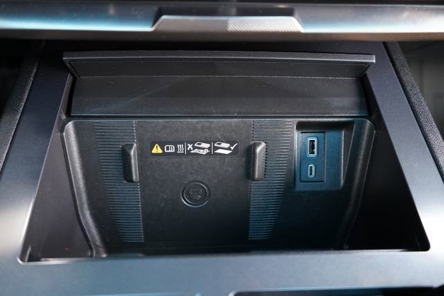 Used 2024 GMC Hummer EV 3X w/ LPO, Illumination Package image 58