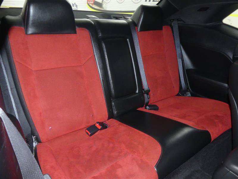 Used 2018 Dodge Challenger R/T Scat Pack w/ Leather Interior Group RWD image 20