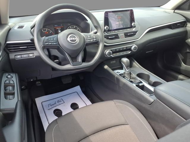 Certified 2025 Nissan Altima 2.5 S FWD image 6