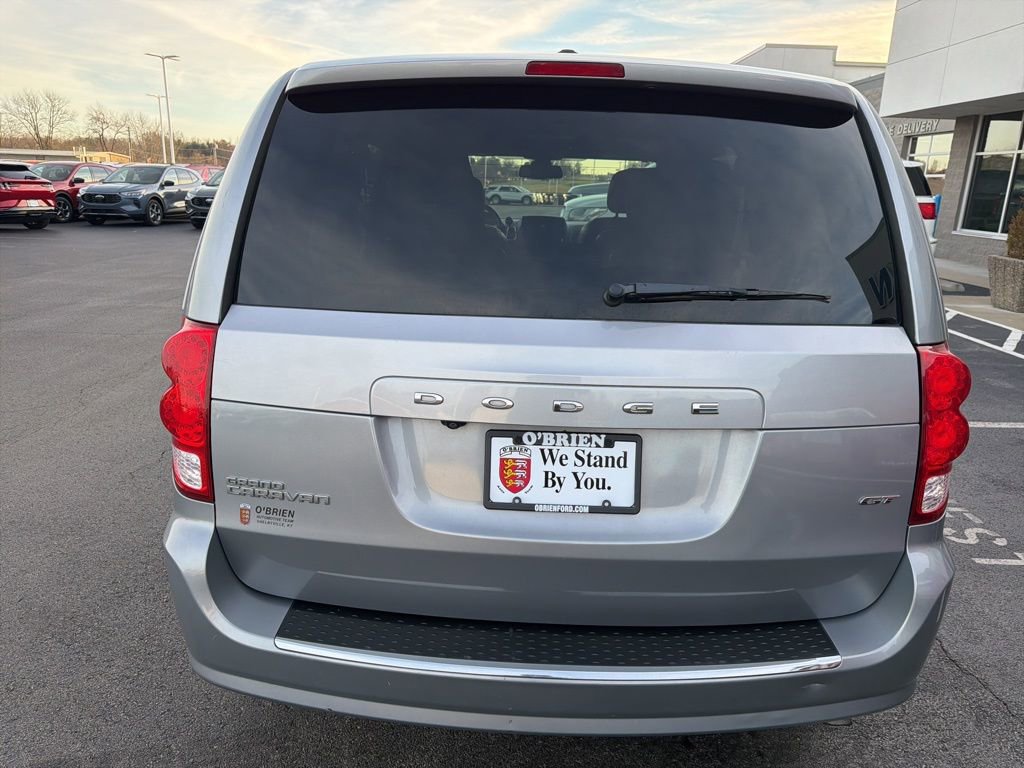 Used 2019 Dodge Grand Caravan GT image 4