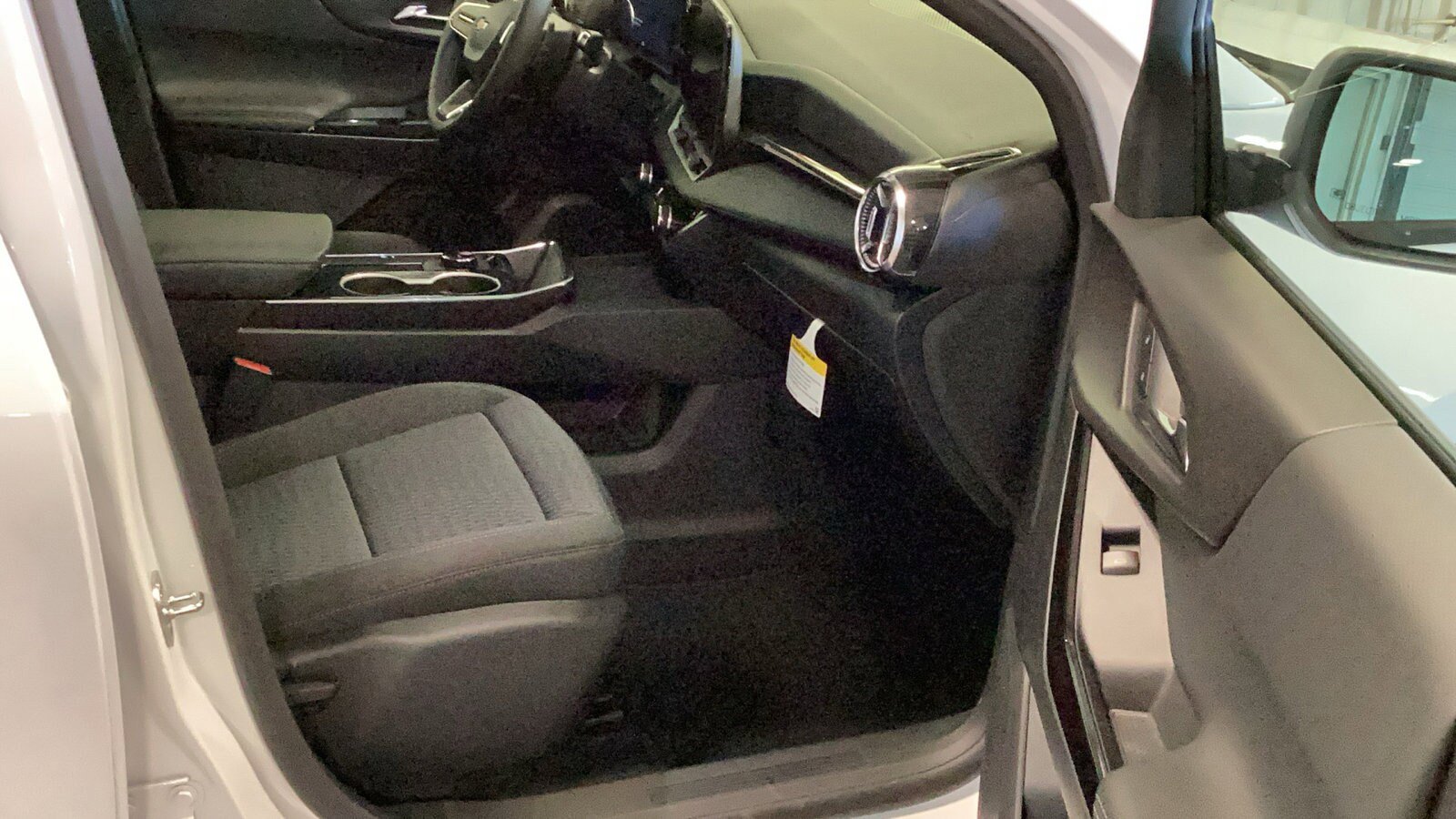 New 2026 Chevrolet Equinox LT AWD/4WD image 19