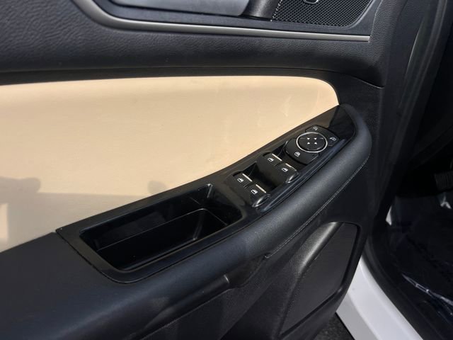 Used 2019 Ford Edge SEL w/ Equipment Group 201A FWD image 11