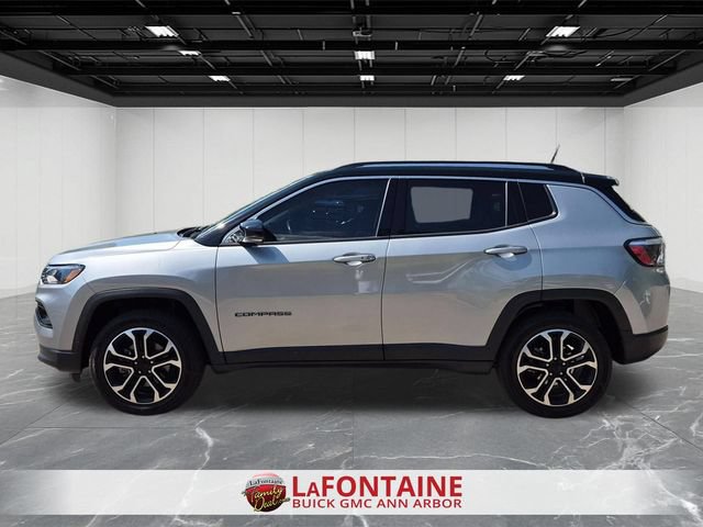 Used 2022 Jeep Compass Limited AWD/4WD image 5