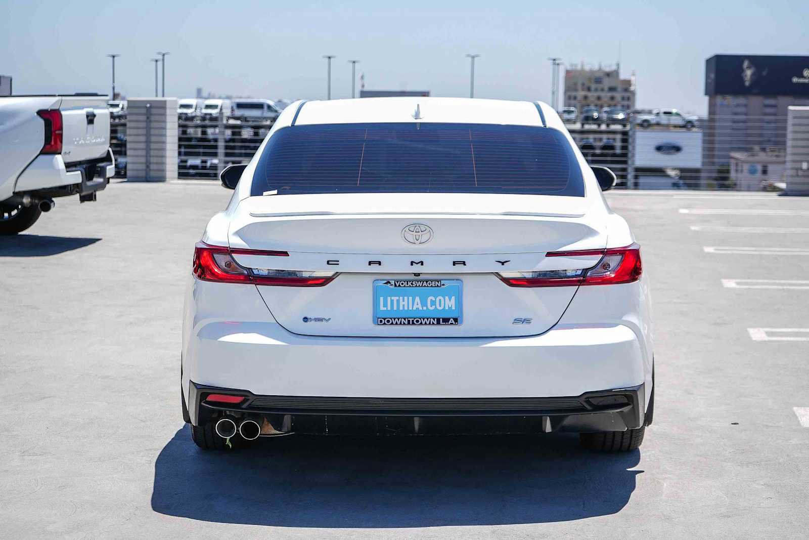 Used 2025 Toyota Camry SE FWD image 7