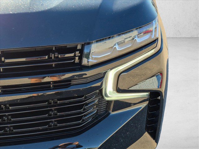 Used 2023 Chevrolet Tahoe Premier RWD image 9