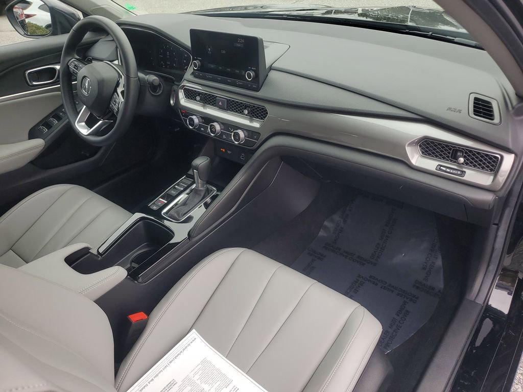 Certified 2025 Acura Integra Base image 4