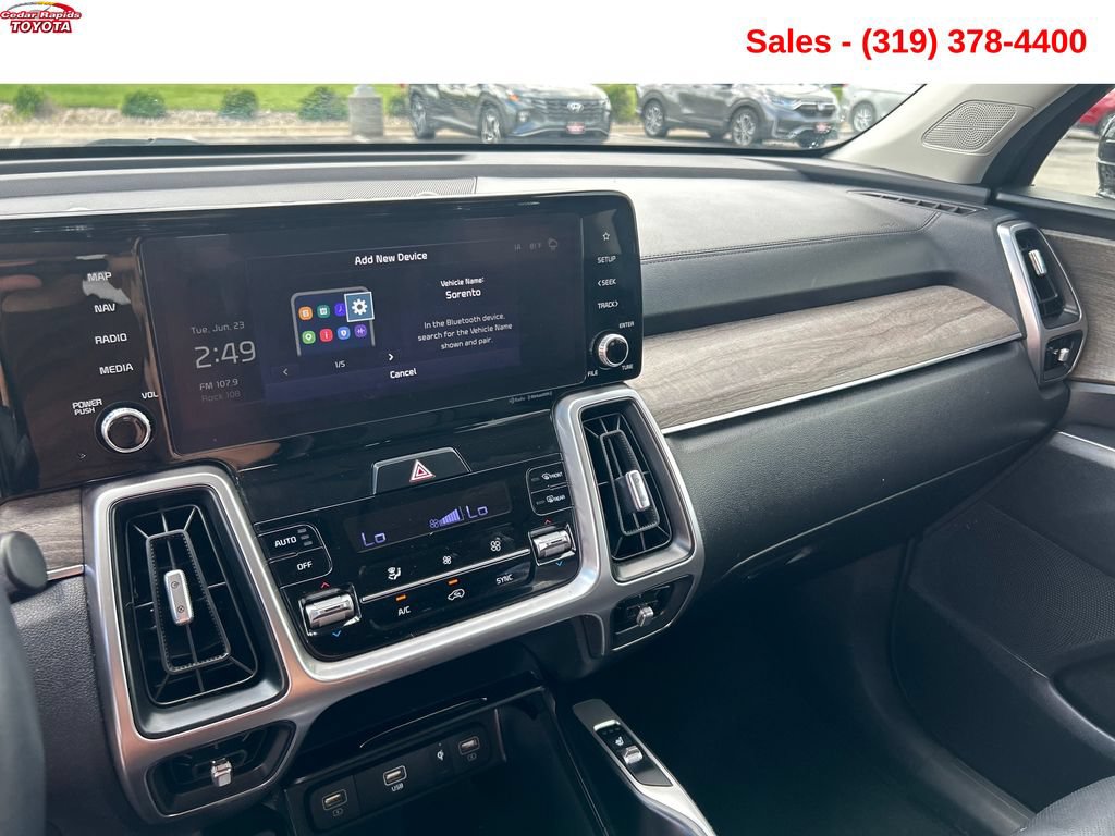Used 2023 Kia Sorento EX w/ Panoramic Sunroof Package FWD image 15