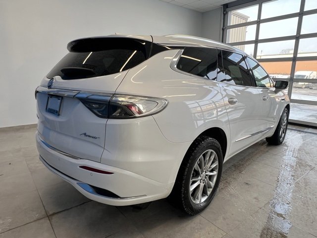 Used 2024 Buick Enclave Avenir w/ Avenir Technology Package image 5