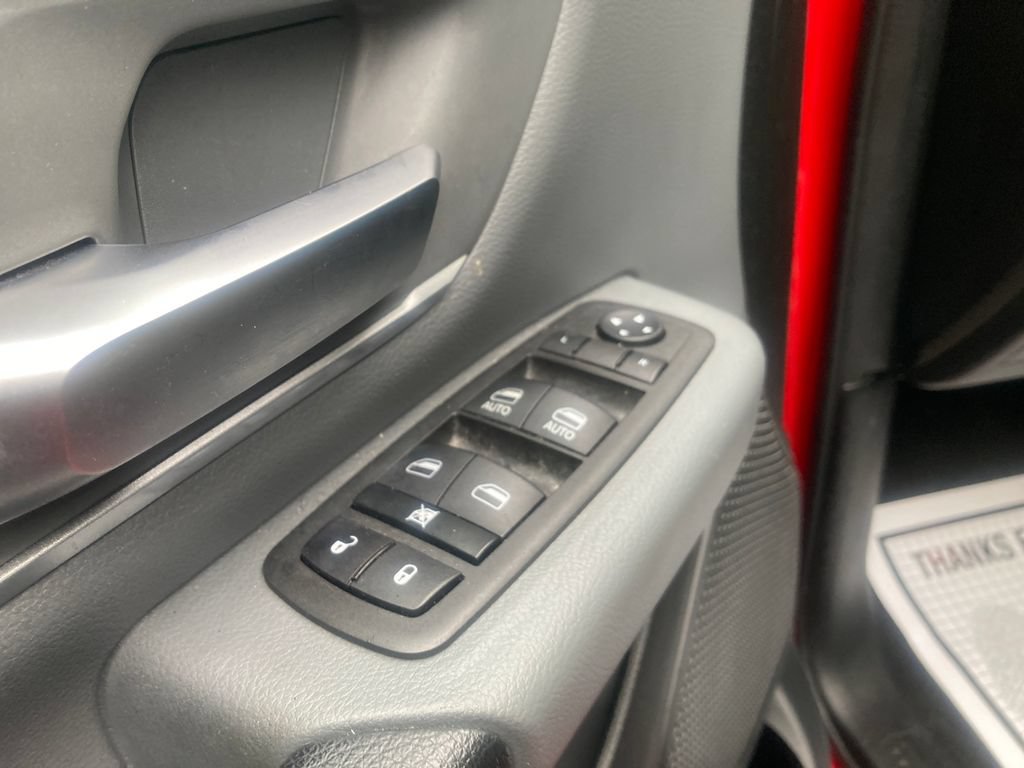 Used 2022 RAM 1500 Big Horn AWD/4WD image 14