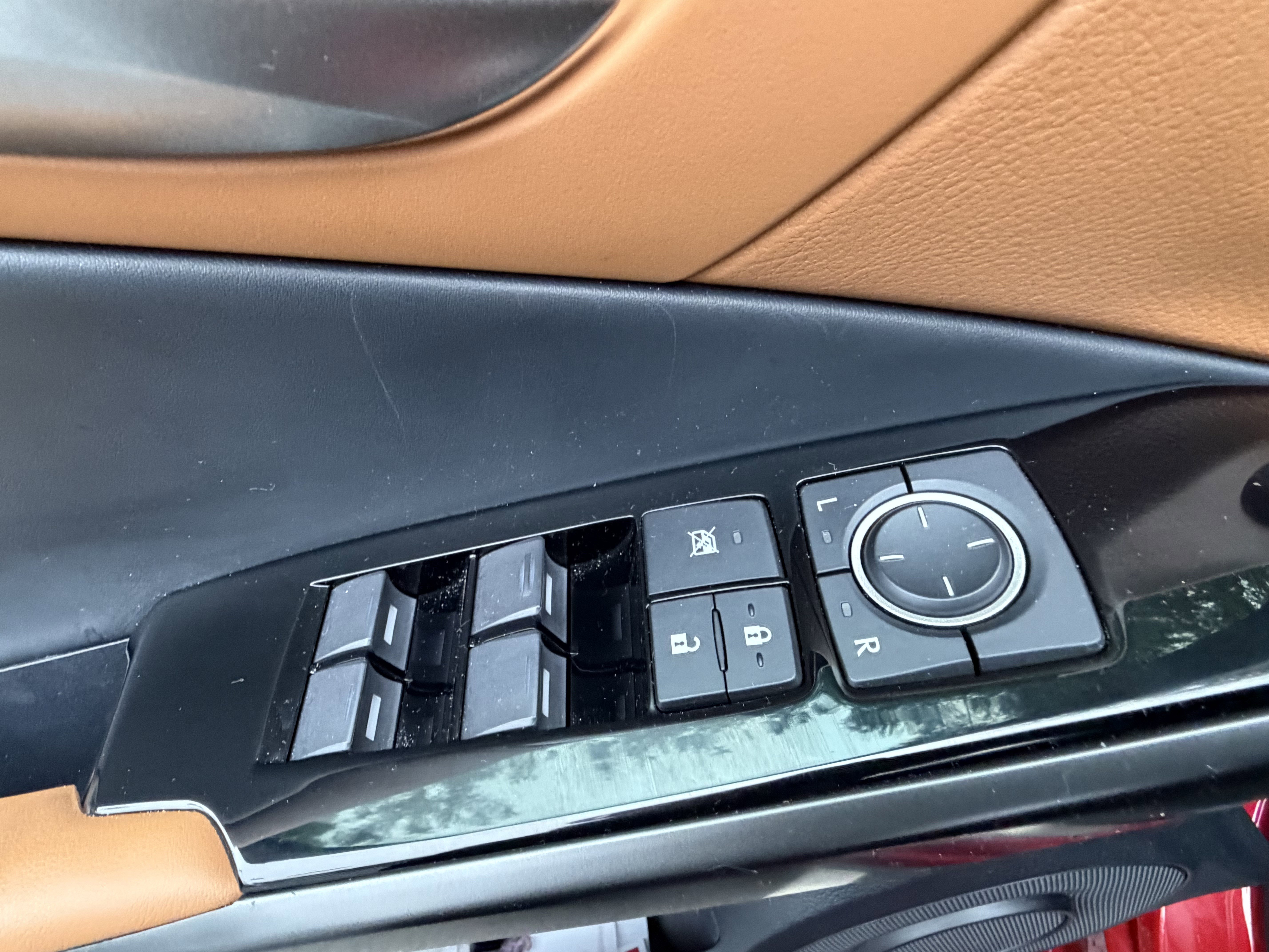 Certified 2024 Lexus IS 300 w/ Comfort Package RWD image 14