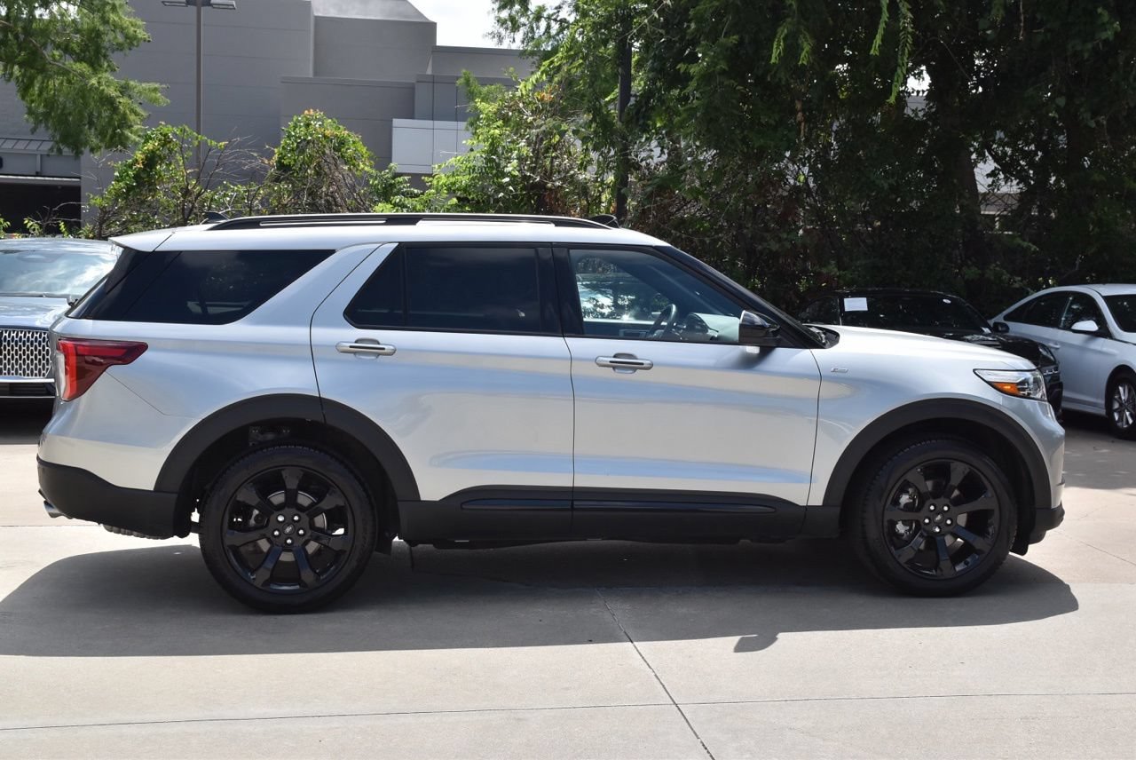 Certified 2024 Ford Explorer ST-Line w/ Class IV Trailer Tow Package AWD/4WD image 6