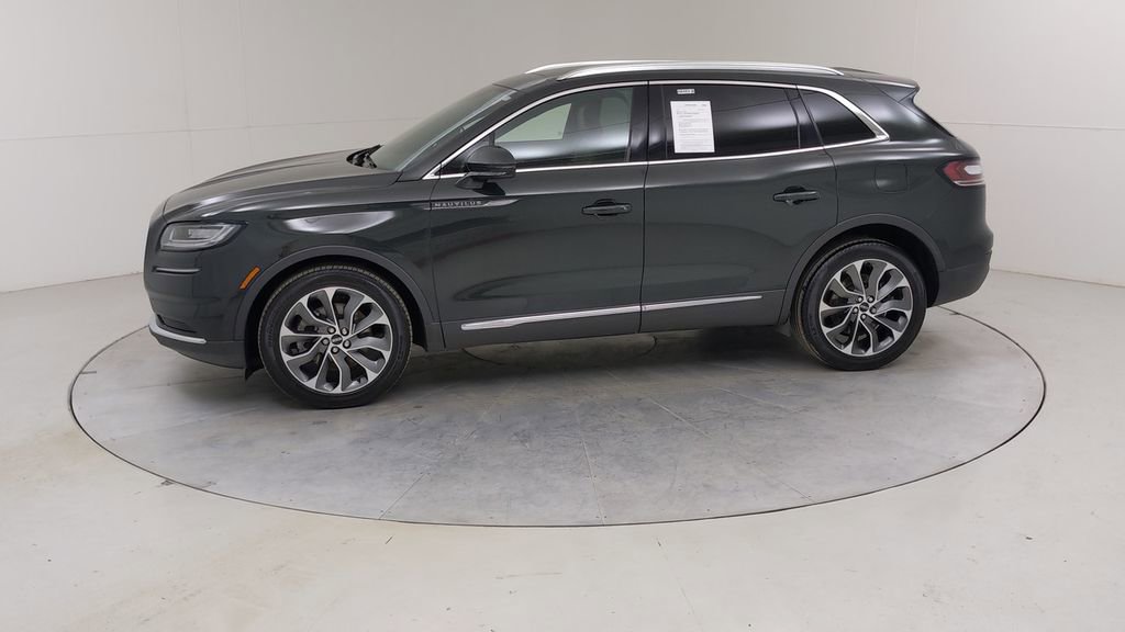 Used 2023 Lincoln Nautilus Reserve w/ Luxury Package image 19