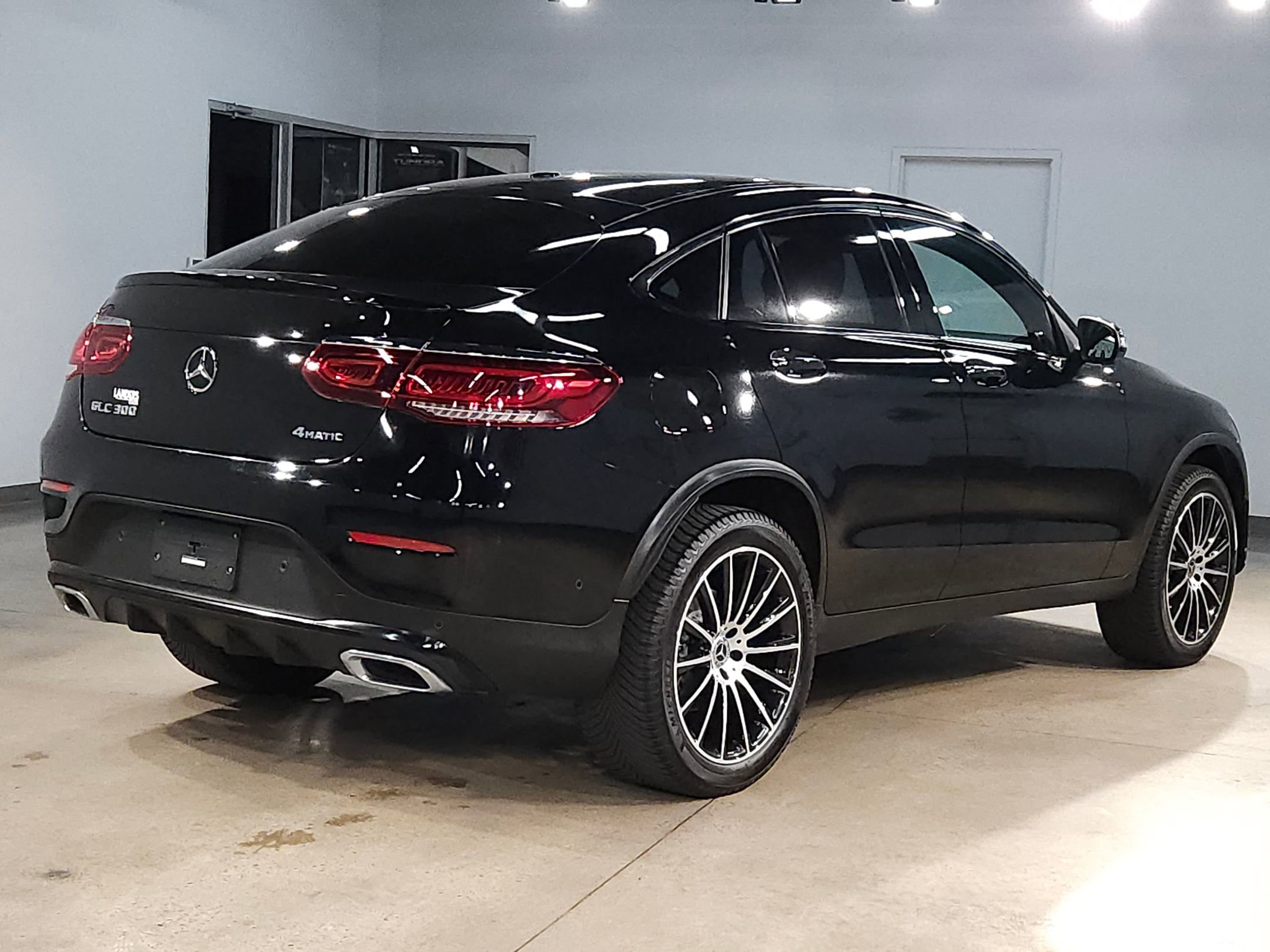 Used 2021 Mercedes-Benz GLC 300 4MATIC Coupe image 7