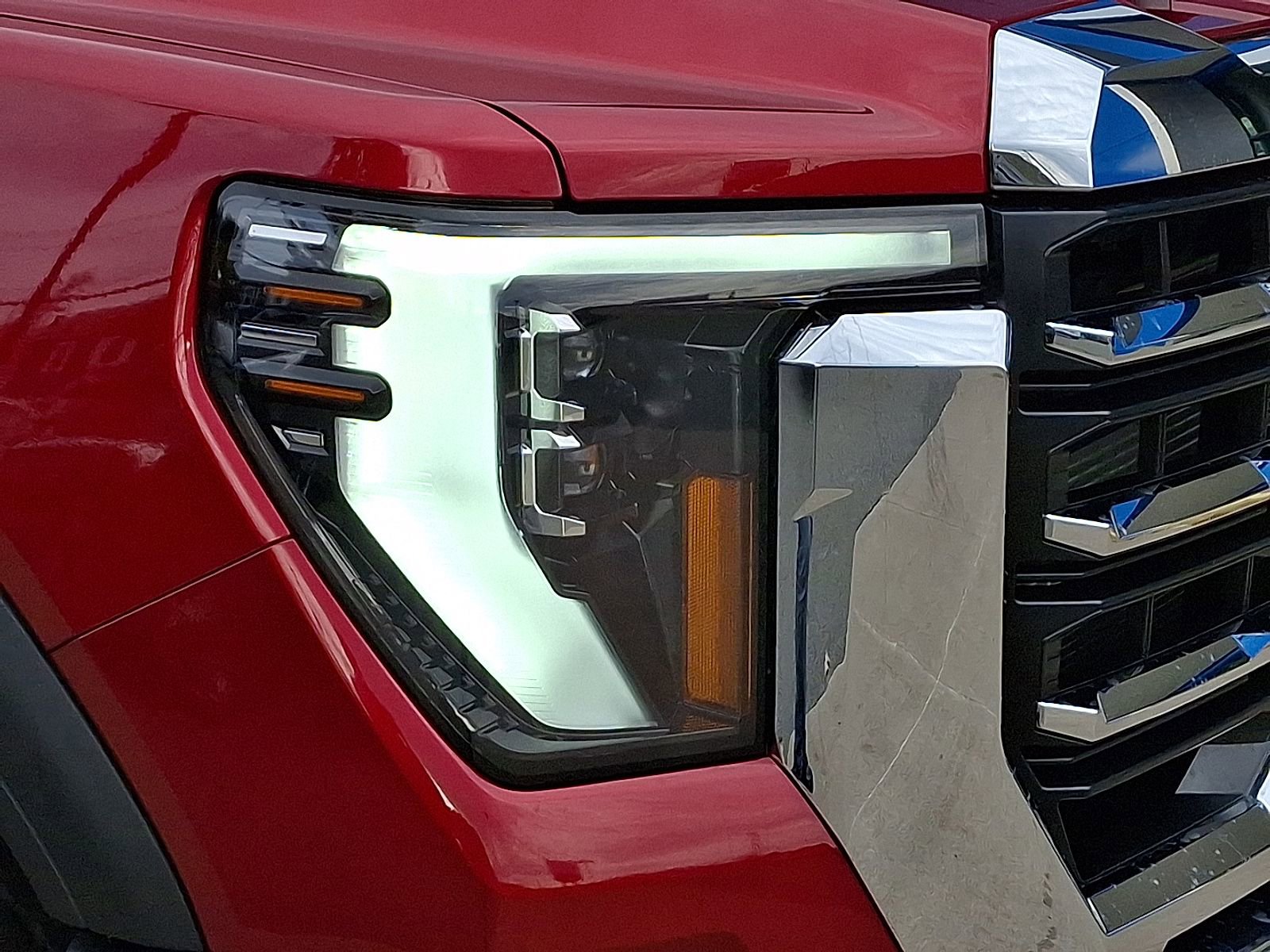 New 2026 GMC Sierra 2500 SLT w/ SLT Premium Package image 9