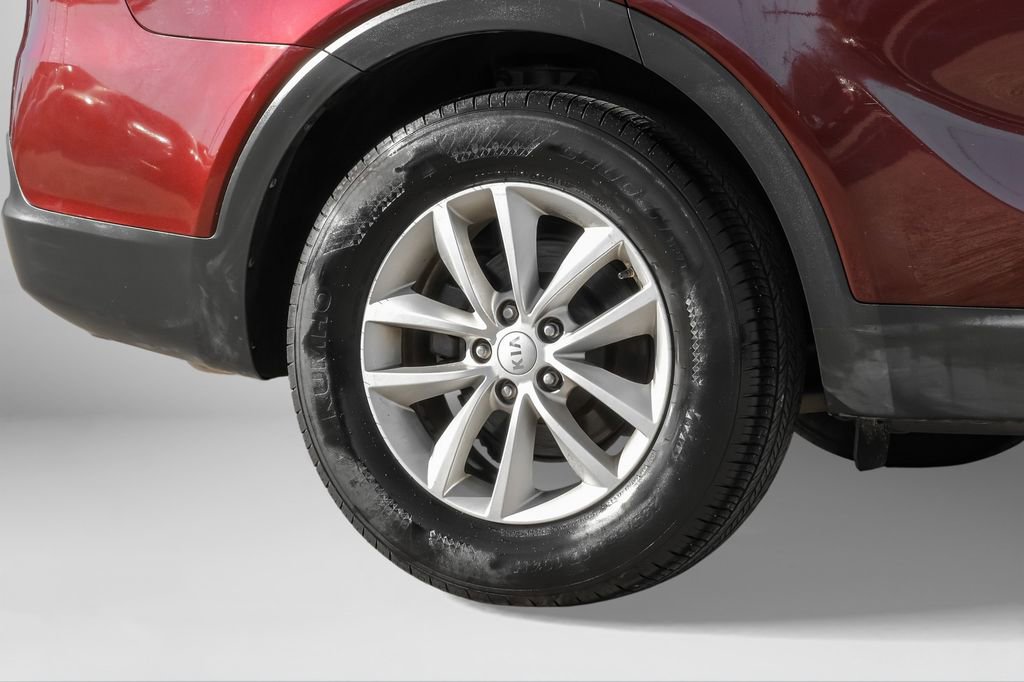 Used 2017 Kia Sorento LX w/ LX Convenience Package image 60