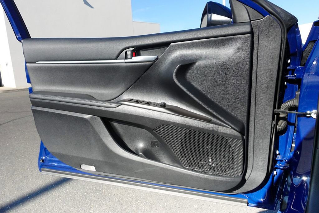 Used 2023 Toyota Camry XLE image 24