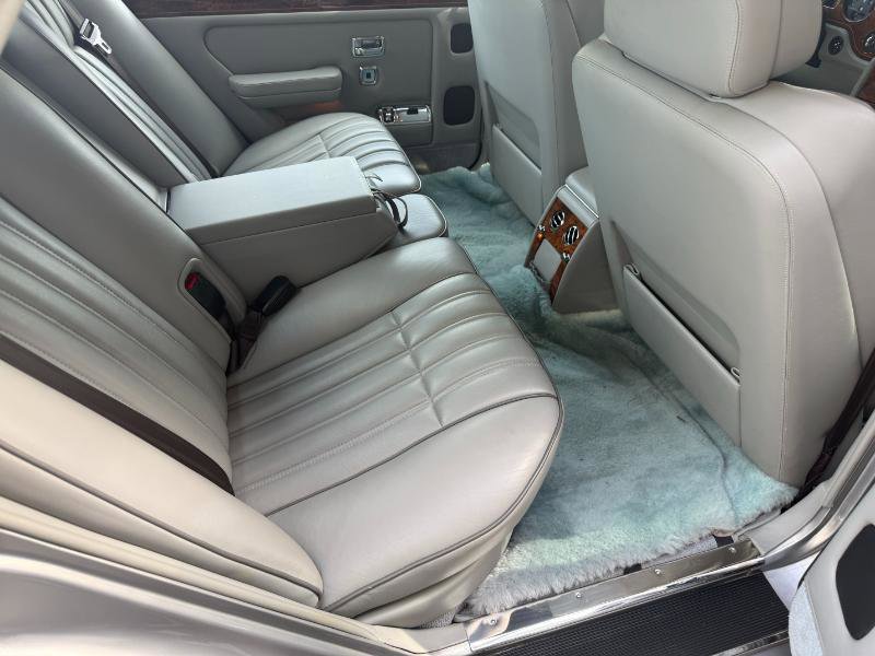 Used 1997 Rolls-Royce Silver Dawn image 13