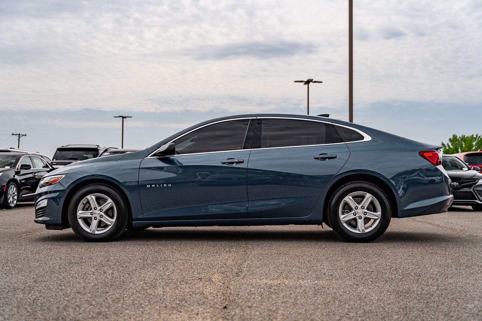 Used 2024 Chevrolet Malibu LS FWD image 4