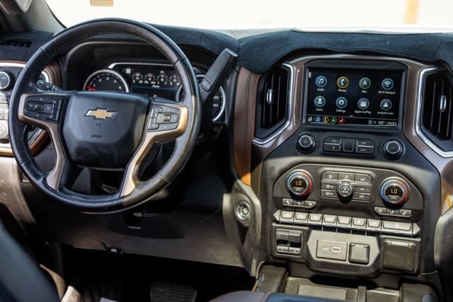 Used 2021 Chevrolet Silverado 1500 High Country w/ Safety Package II AWD/4WD image 4