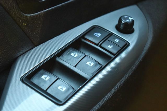 Used 2020 Toyota Sienna SE image 15