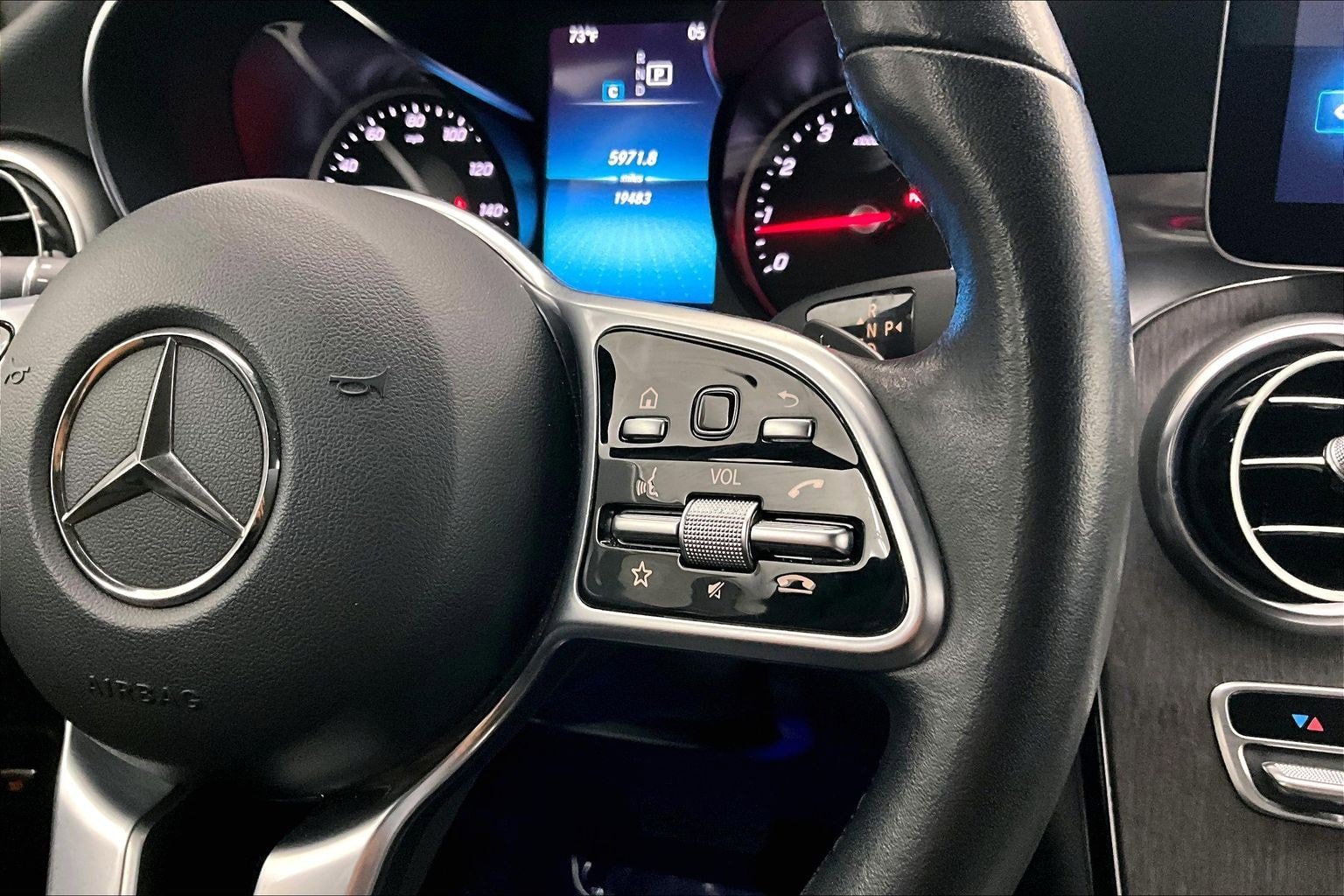 Used 2020 Mercedes-Benz GLC 300 image 22
