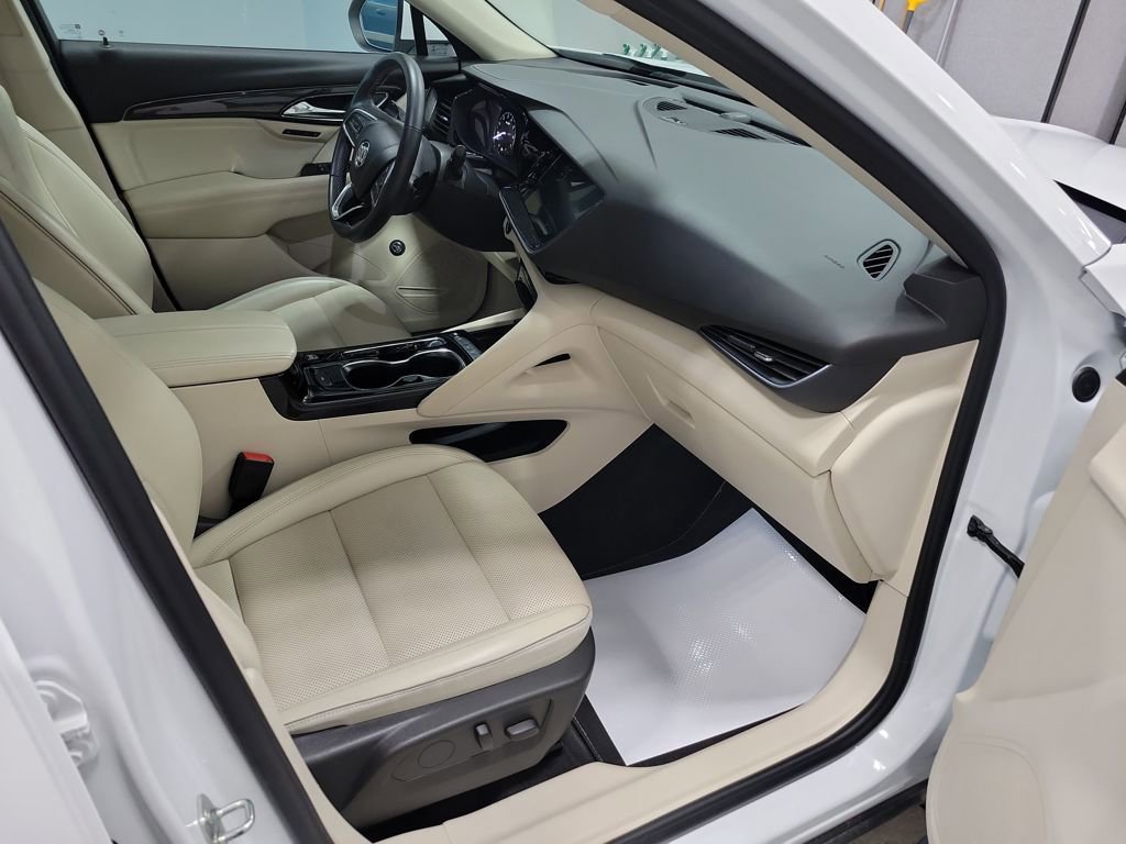 Used 2022 Buick Envision Essence w/ Safety Package FWD image 23