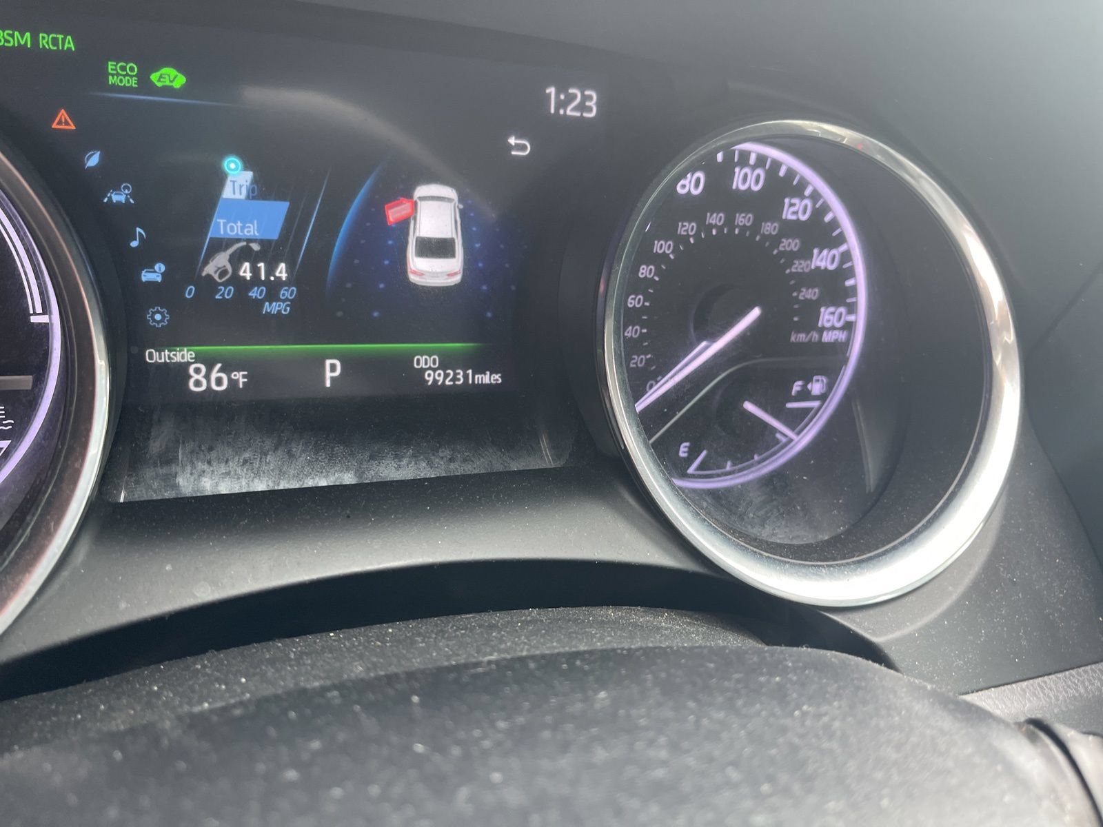 Used 2019 Toyota Camry XLE w/ Sunroof Package FWD image 12