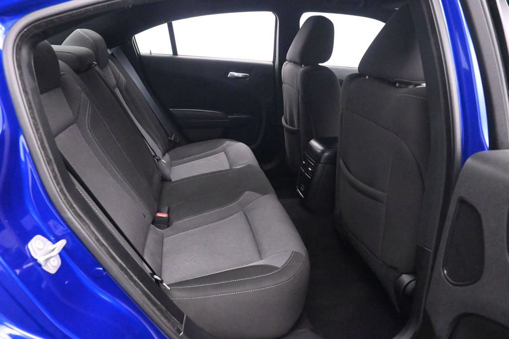 Used 2022 Dodge Charger SXT w/ Blacktop Package AWD/4WD image 16