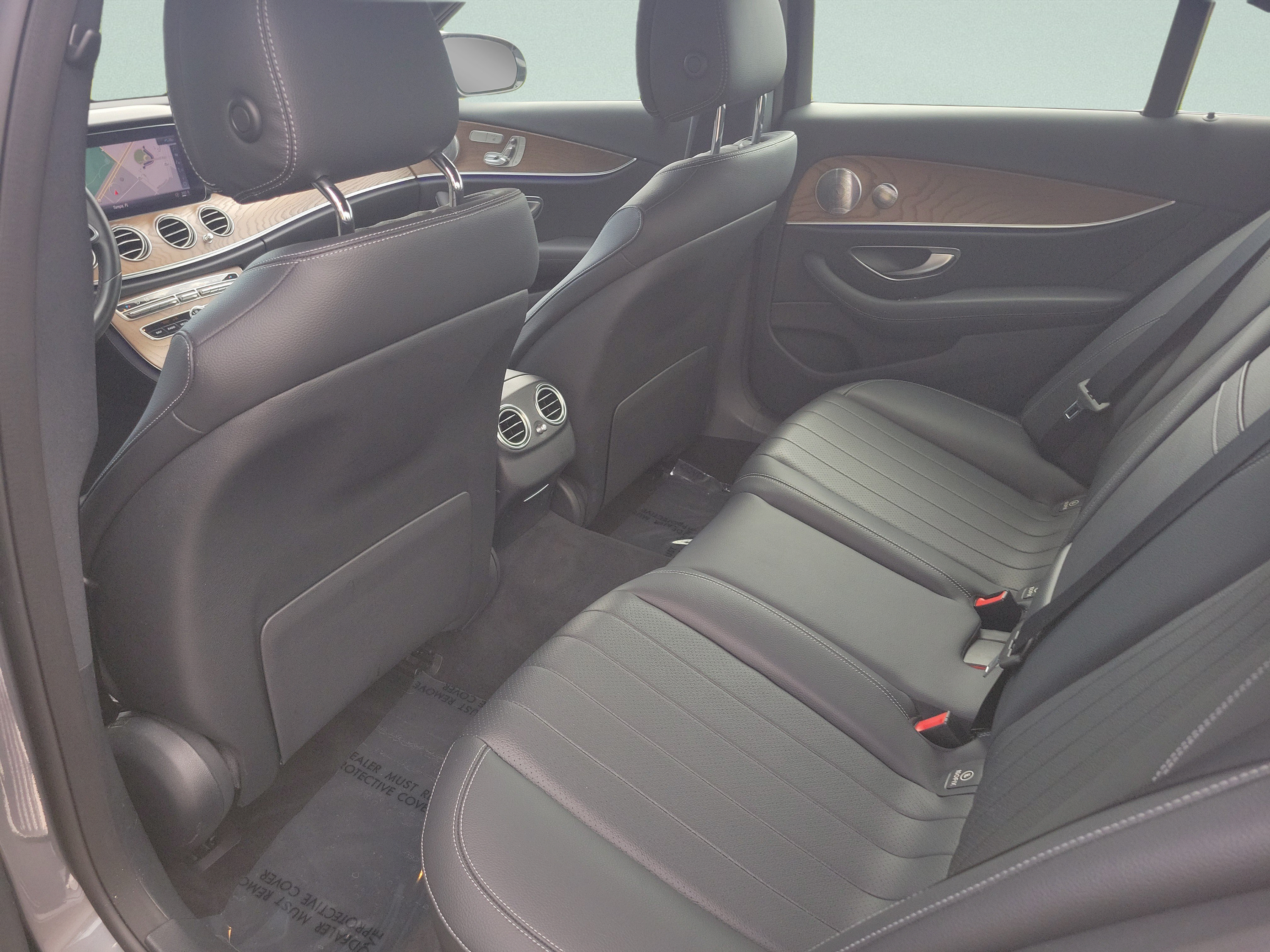 Used 2020 Mercedes-Benz E 350 4MATIC Sedan image 15