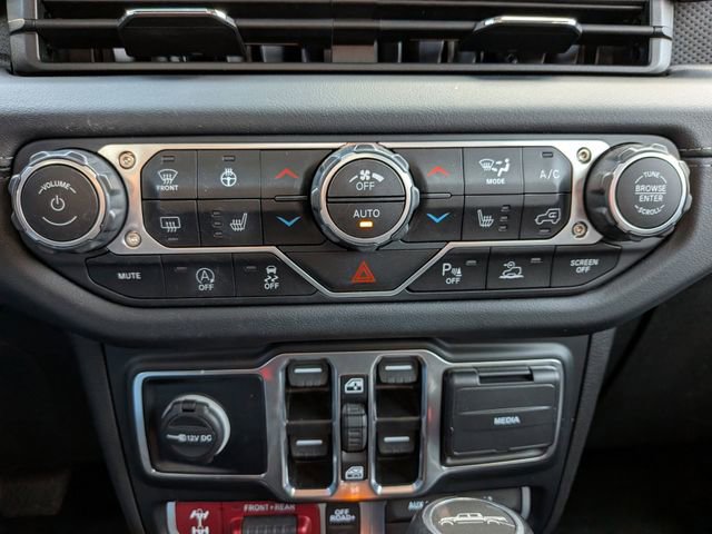 Used 2024 Jeep Gladiator Rubicon AWD/4WD image 23