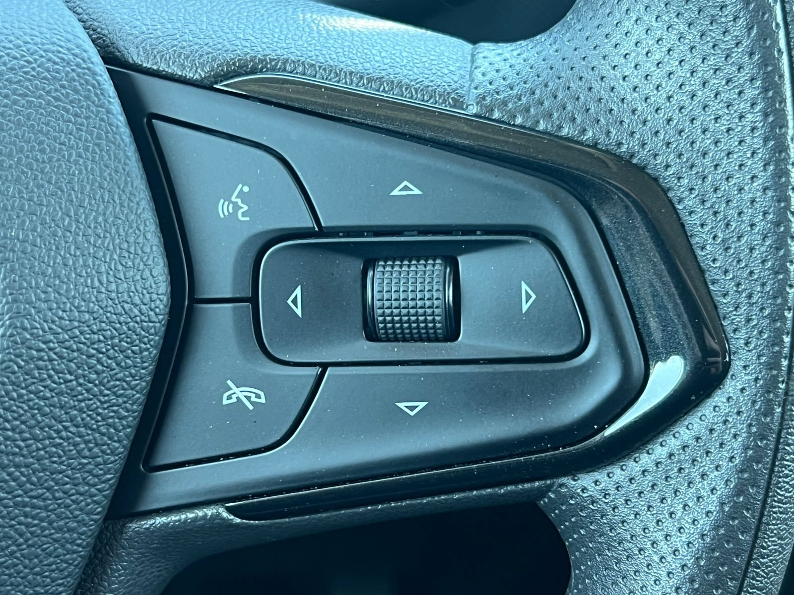 Certified 2023 Chevrolet TrailBlazer LT AWD/4WD image 23