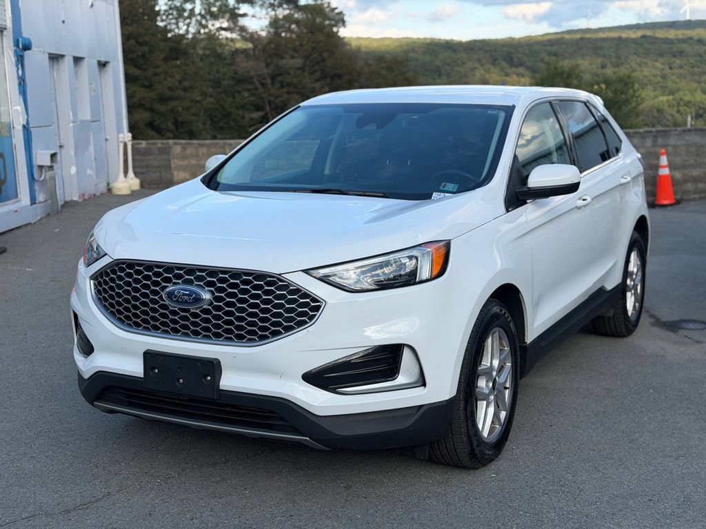 Used 2024 Ford Edge SEL