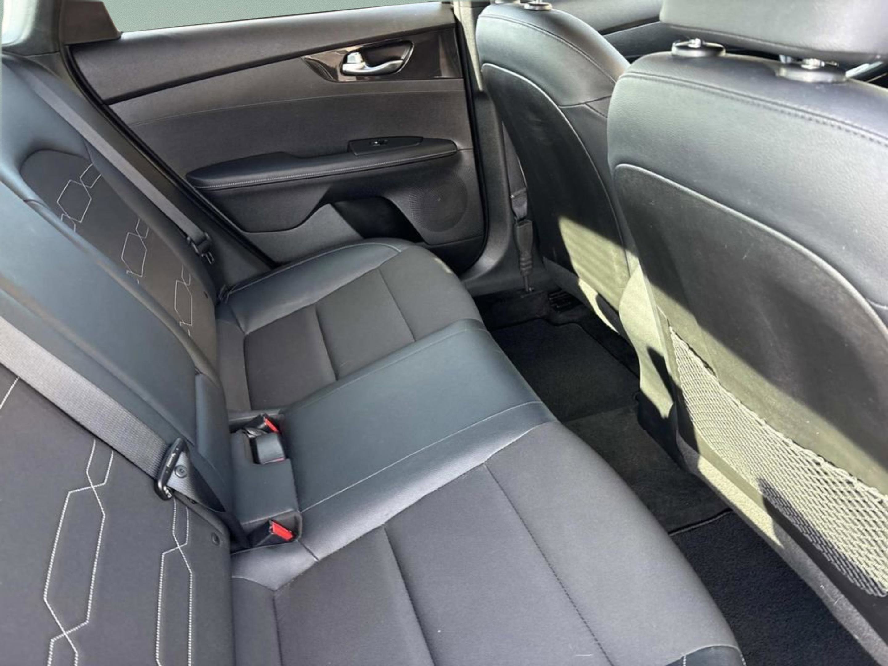 Used 2023 Kia Forte GT-Line w/ GT-Line Technology Package FWD image 24