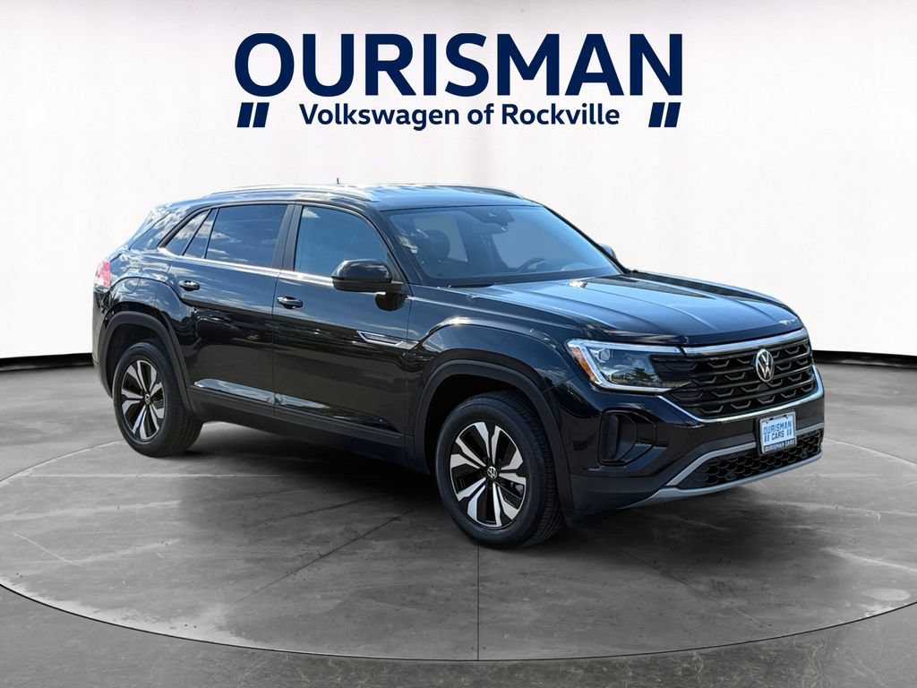 Used 2024 Volkswagen Atlas Cross Sport SE AWD/4WD image 1