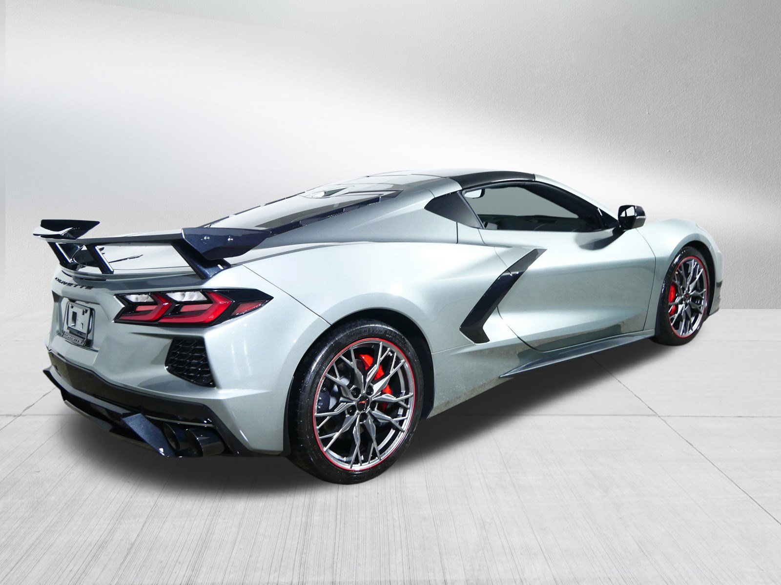 Used 2024 Chevrolet Corvette Stingray Coupe w/ 1LT RWD image 7