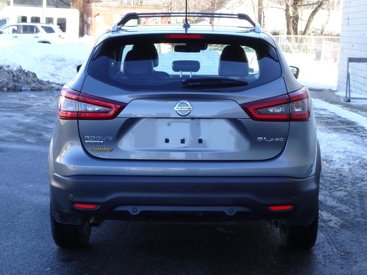 Used 2021 Nissan Rogue Sport SL AWD/4WD image 6