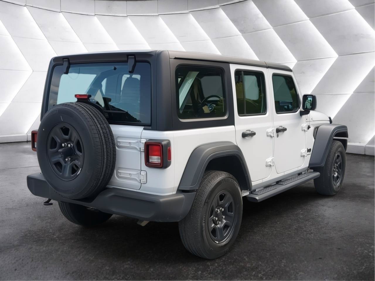 Used 2023 Jeep Wrangler Unlimited Sport AWD/4WD image 6