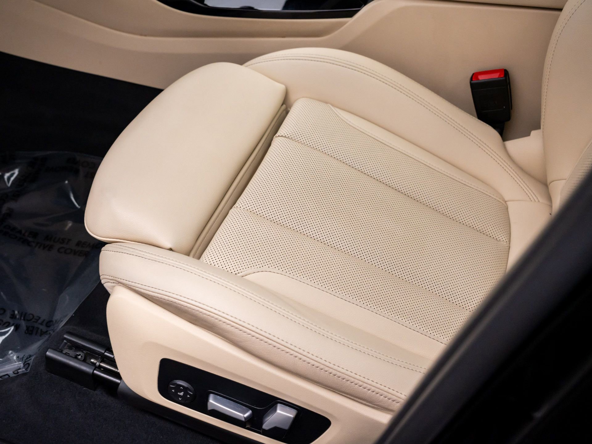 Certified 2022 BMW X3 xDrive30i w/ Convenience Package image 15