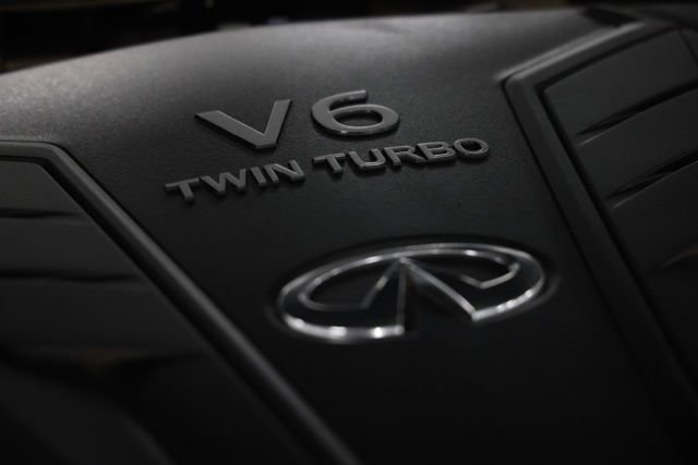 Used 2021 INFINITI Q60 3.0t Luxe w/ Essential Package RWD image 7